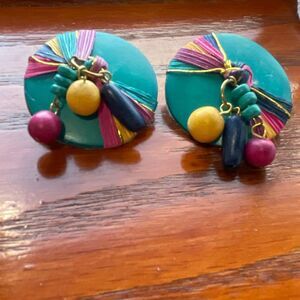 Vintage bold tropical handmade beaded clip earrings